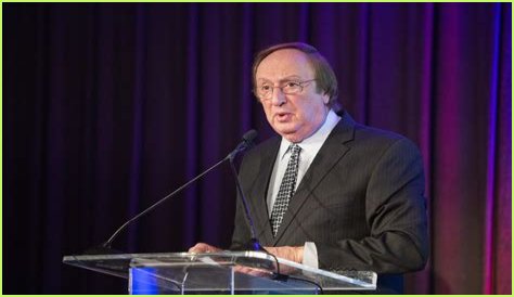 Sam Rosen: The Legendary NHL Announcer Still Calling The Plays At 73
