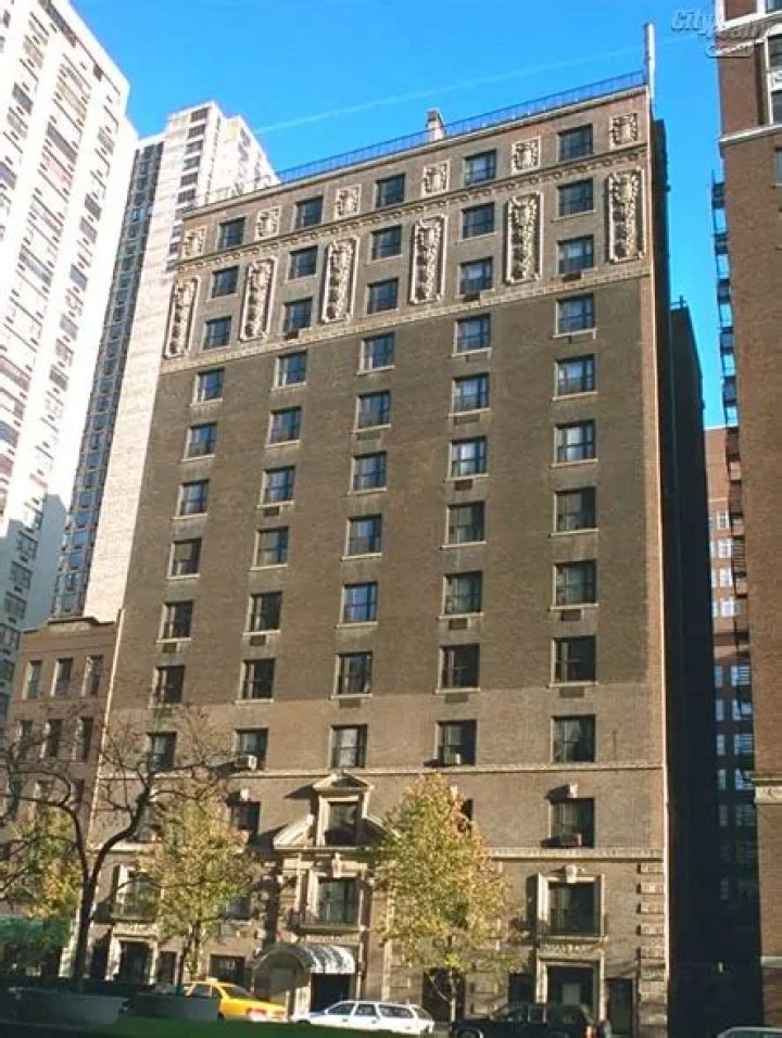 1049 Park Avenue - Carnegie Hill