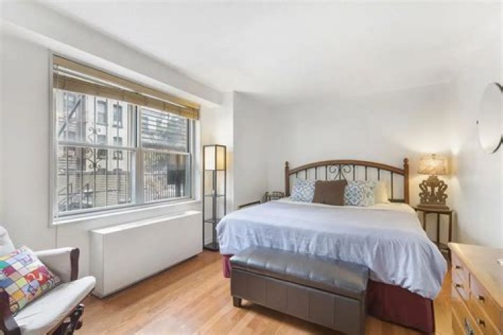 345 East 86th Street - Yorkville