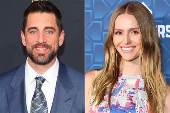 Aaron Rodgers's height, girlfriend, stats, contract, age, net worth, MVP