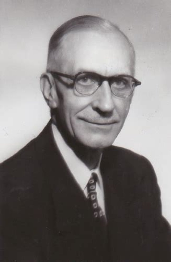 Frank Teachenor, MD, Pioneer Neurosurgeon