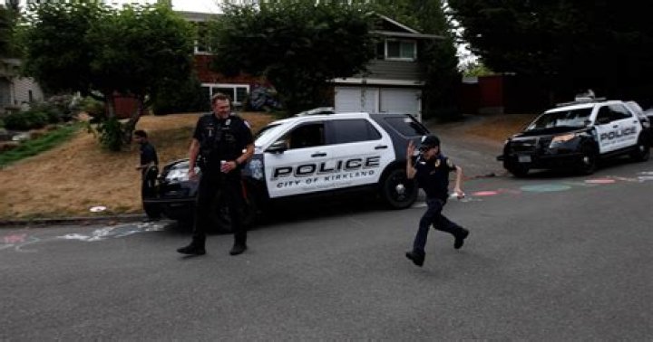 [Hot news] Oakland police seek driver: Vehicle from fatal Oakland sideshow hit