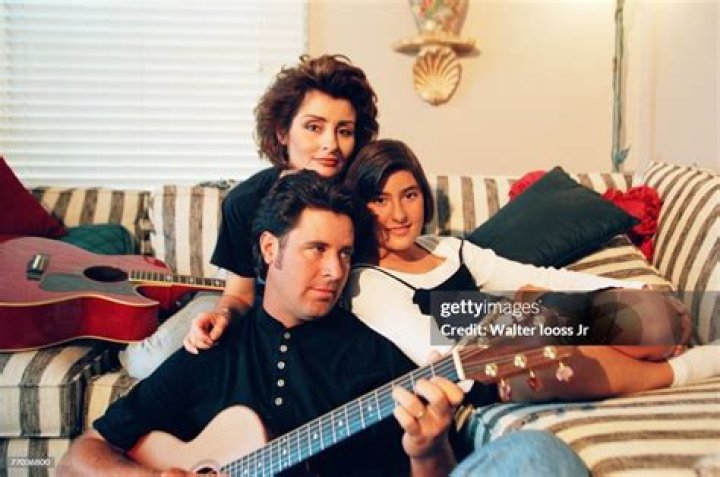 Janis Oliver And Vince Gill