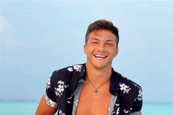 Josh Brueckner biography, age, girlfriend, family, height, net worth