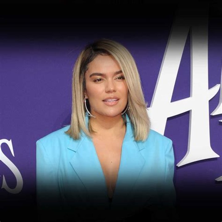 Karol G - Age, Bio, Birthday, Family, Net Worth