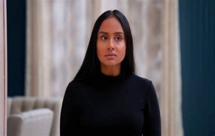 Madhulika Krishnan actress biography, wiki, age, boyfriend, net worth and updates