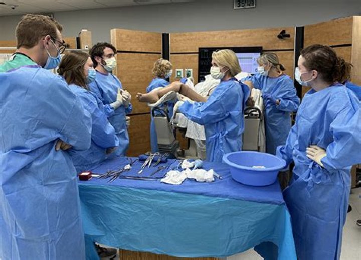 New ‘boot camp’ experience prepares soon-to-be OB-GYN residents in more ways than one