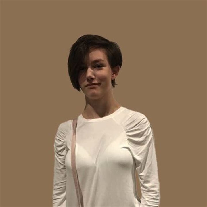 Rain Brown - Age, Bio, Birthday, Family, Net Worth