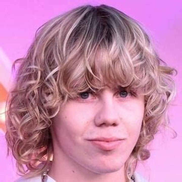 The Kid Laroi - Age, Bio, Birthday, Family, Net Worth