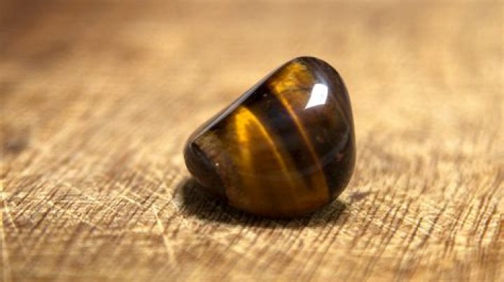 Tiger Eye Stone Meaning | Find Out Who Should Not Wear Tiger Eye Stone -
