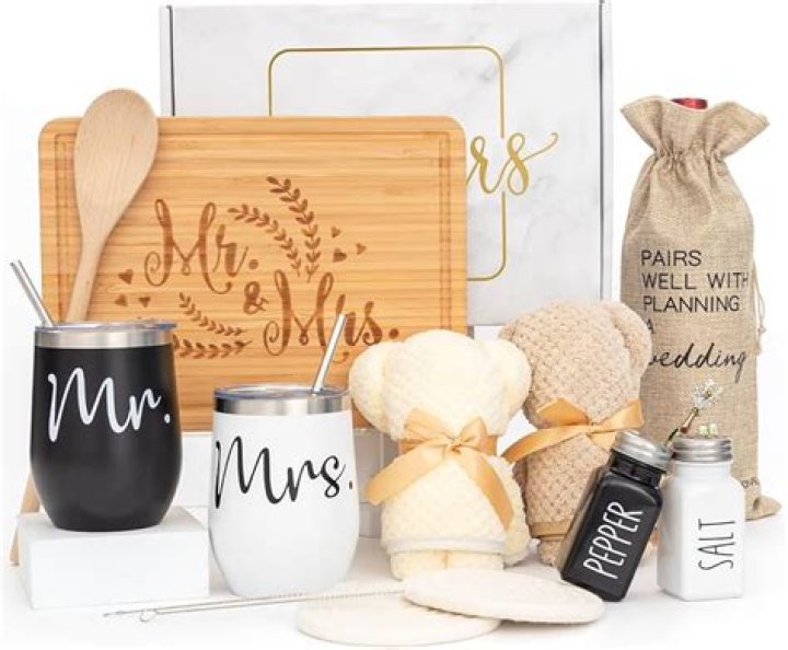 Top 5 Expensive Looking Cheap Wedding Gifts