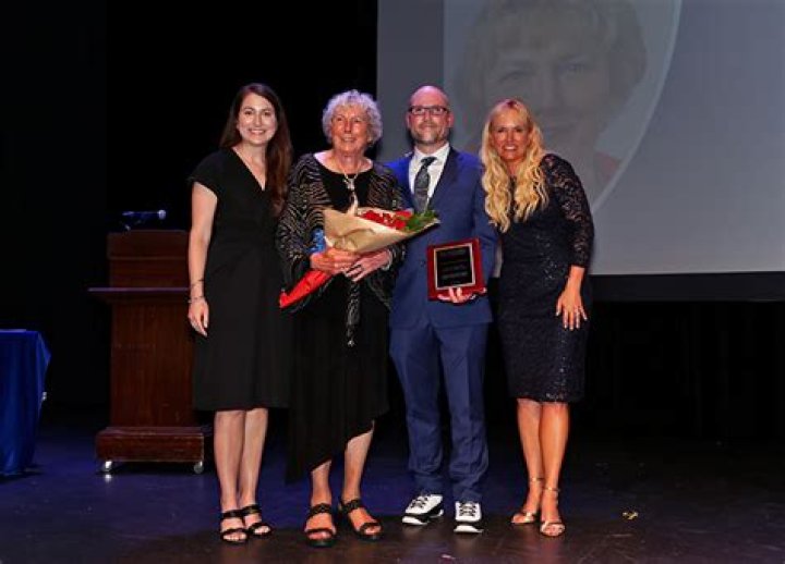 Trainees pay it forward with award honoring Donna Sweet