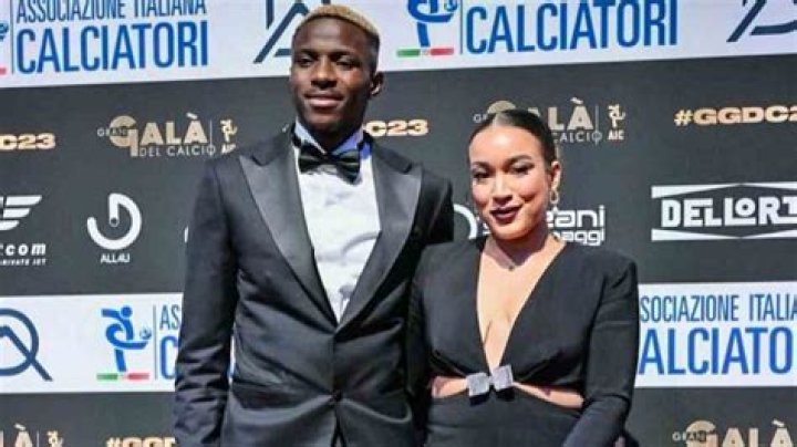 Victor Osimhen’s Girlfriend Shows Off Dance Moves After Nigeria’s Victory, Video