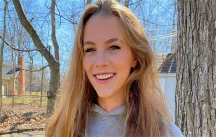 Who is Anna Shumate? Wiki, biography, TikTok, age, height, net worth