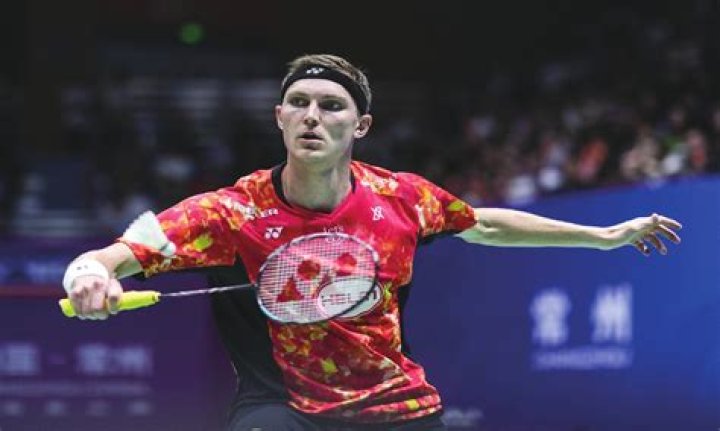 Who is the best badminton player in the world right now? A top 10 list
